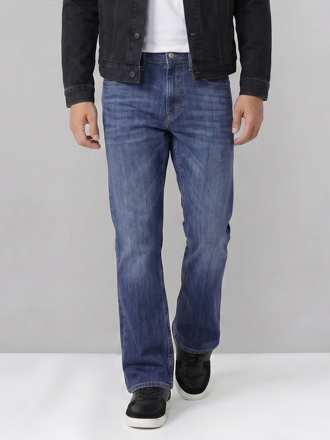 Levi's Men 527 Slim Bootcut Stretchable Light Fade Jeans