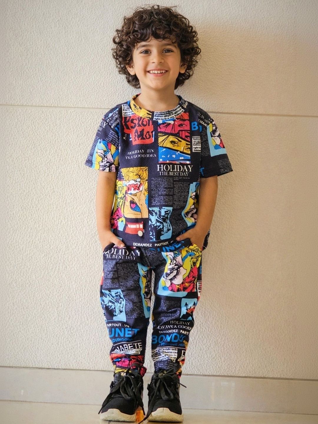 Veta Wear Unisex Kids Printed T-shirt With Joggers