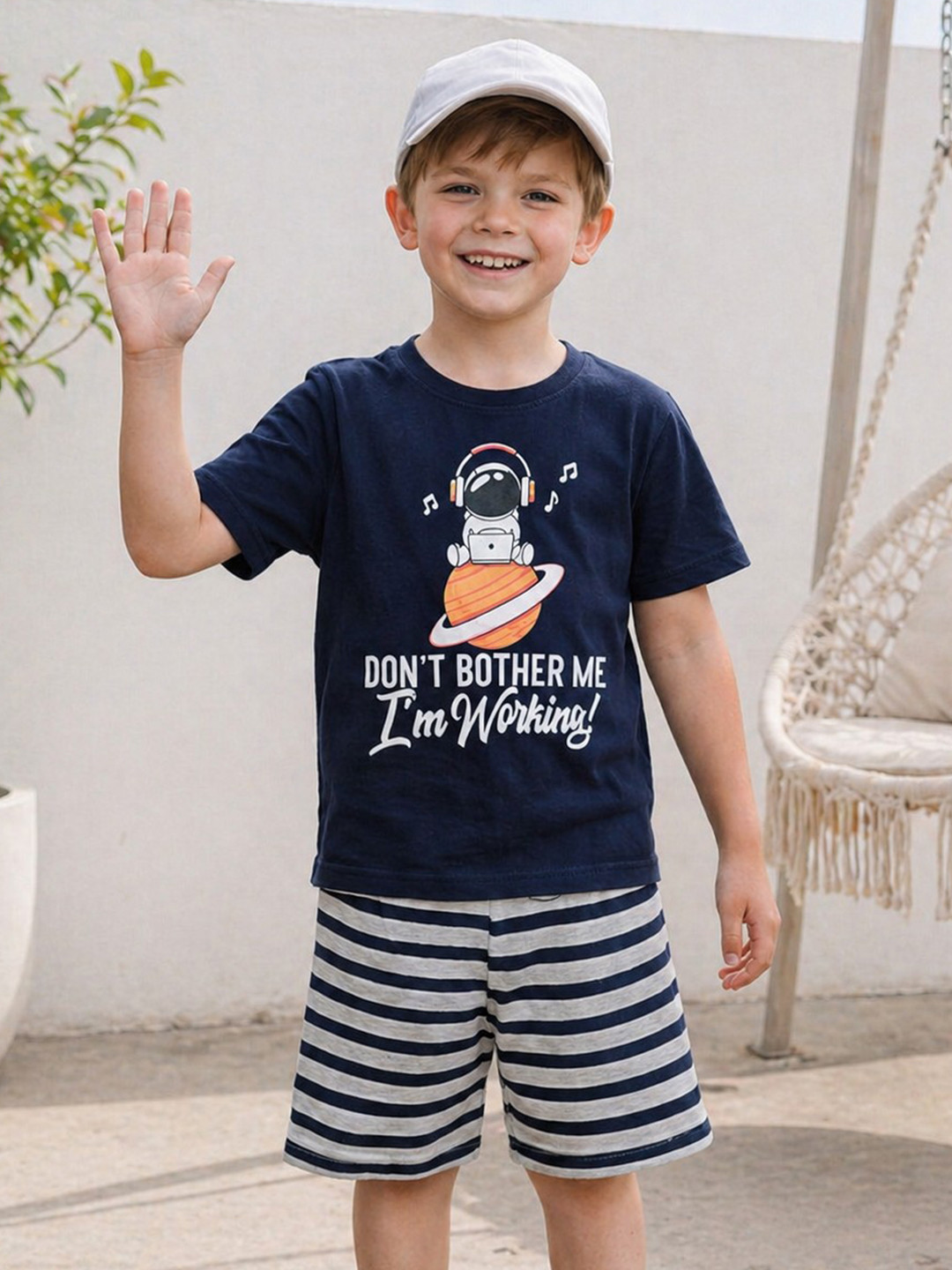 Ninos Dreams Boys White Graphic Printed Pure Cotton Night Suit