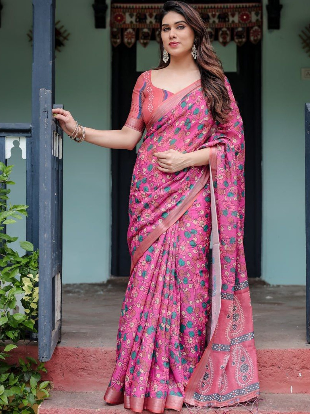 DHANLAXMI SAREES Floral Zari Pure Linen Handloom Kota Saree