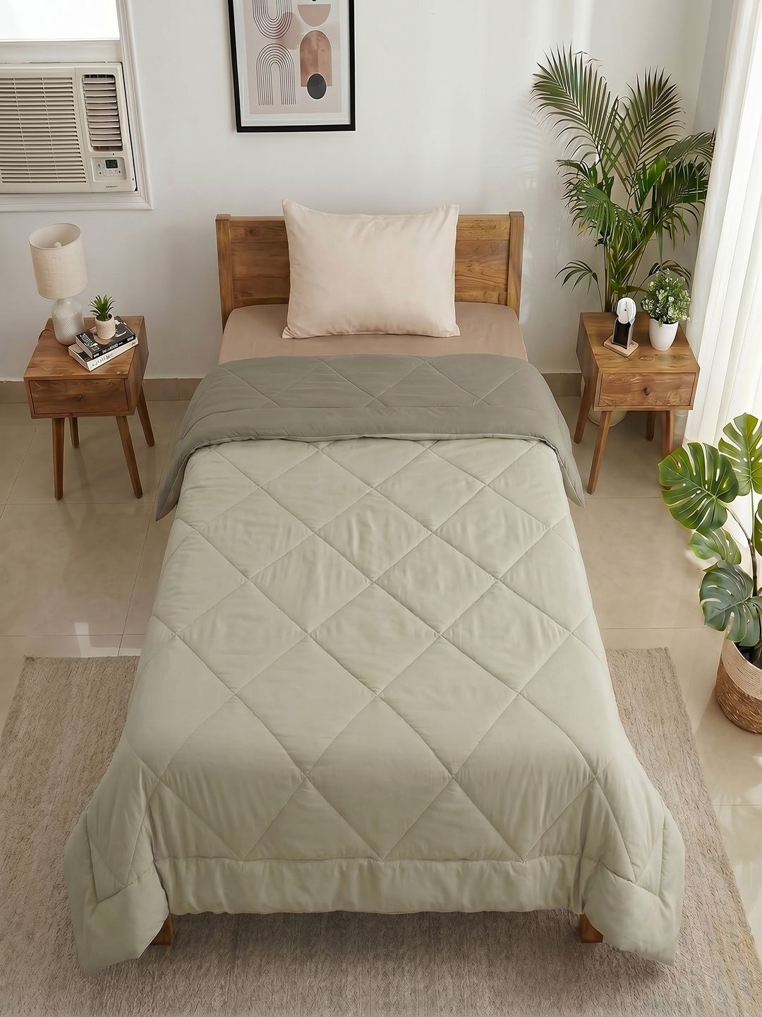 MAFATLAL Cream-Coloured & Cream-Coloured Microfiber AC Room 150 GSM Comforter