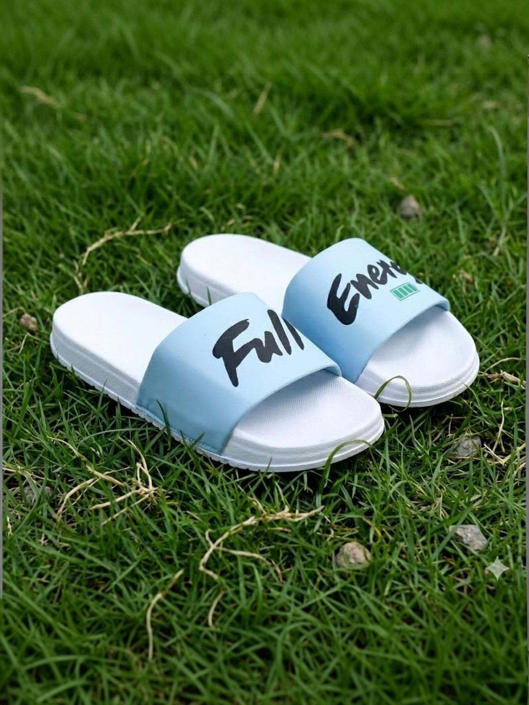 PERY PAO Men Printed Sliders