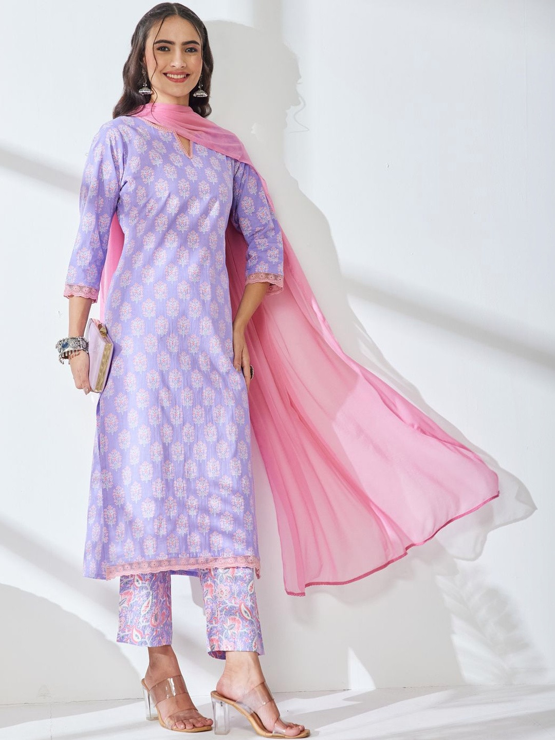 Janasya Women Floral Printed Regular Gotta Patti Kurta with Trousers & Dupatta
