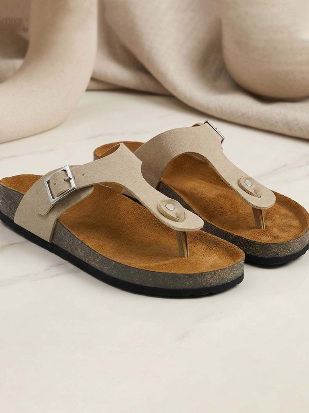 LYDC Women Beige Comfort EVA Flat Sandals With Buckles