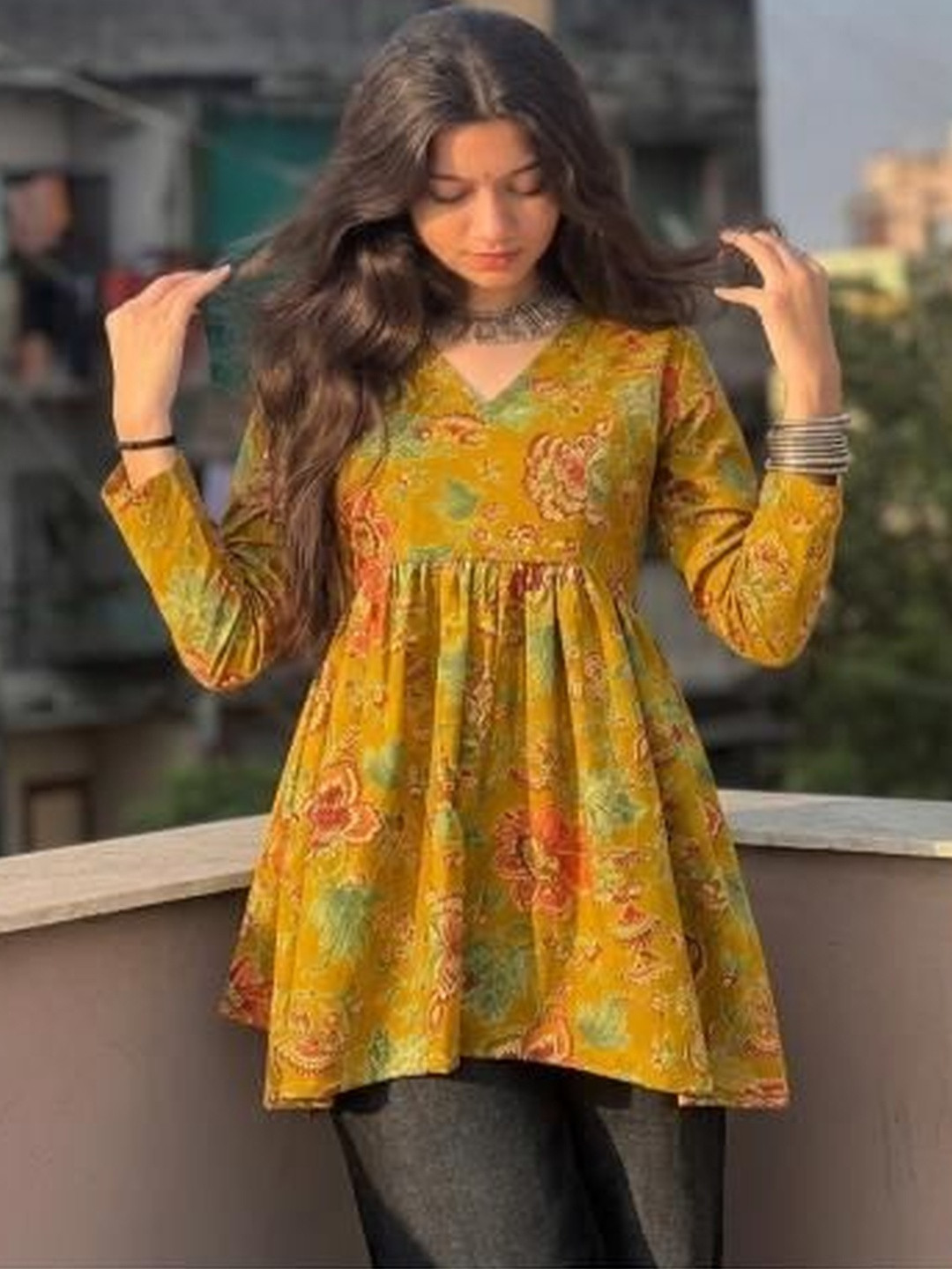 DISHWA FASHION Floral Printed V-Neck Pure Cotton Kurti