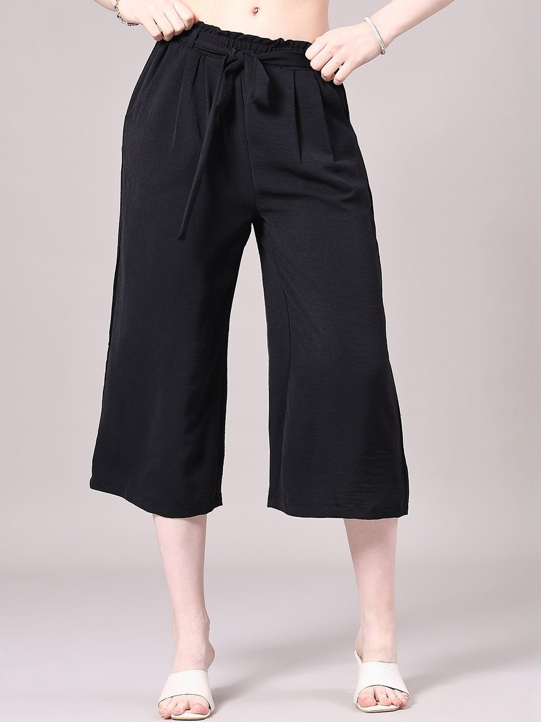 V-Mart Women Capris