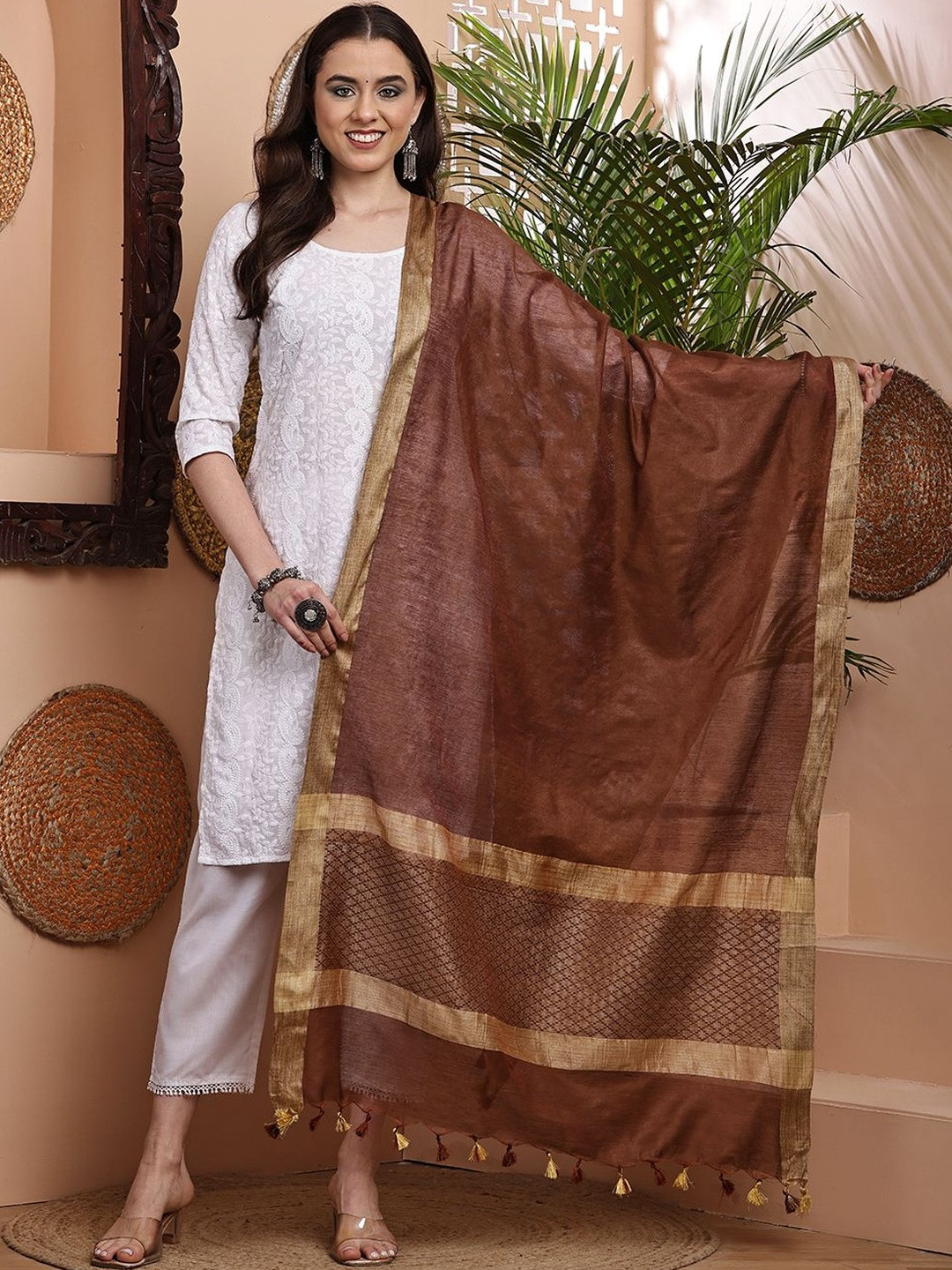 Bunkraft Embroidered Cotton Silk Dupatta with Thread Work
