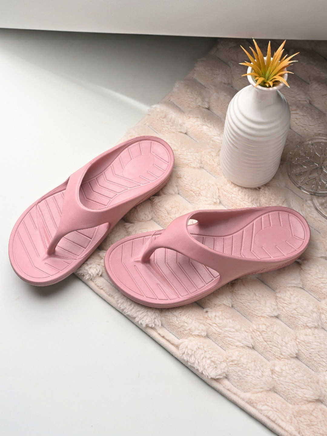 DressBerry Women Thong Flip-Flops