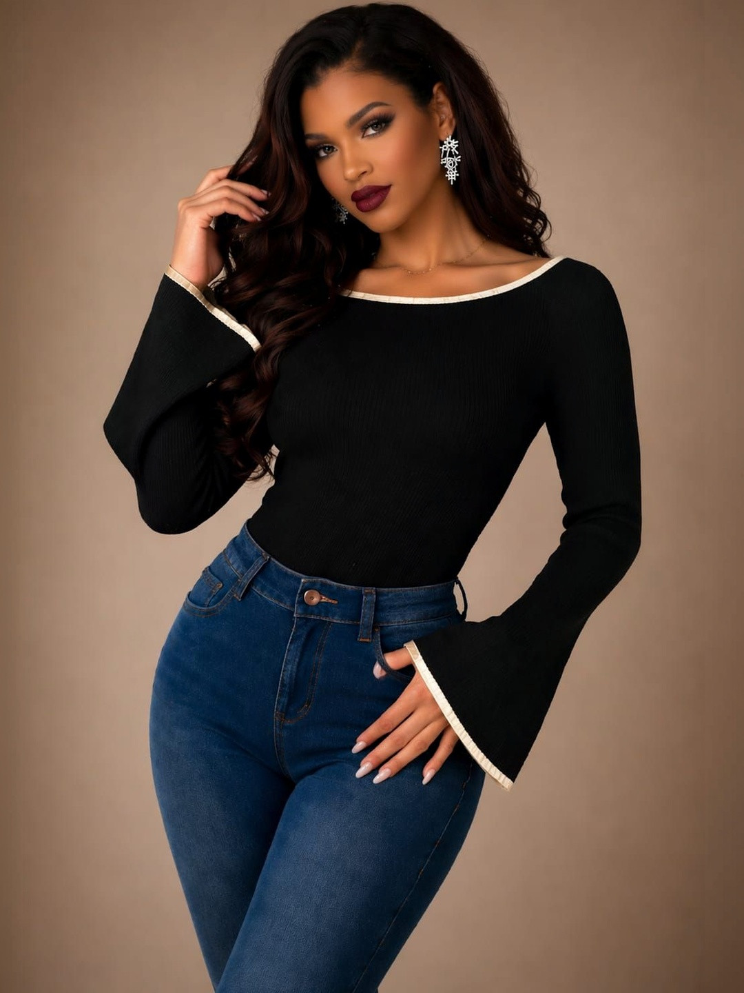 TRAQUILA Black Boat Neck Long Sleeve Top