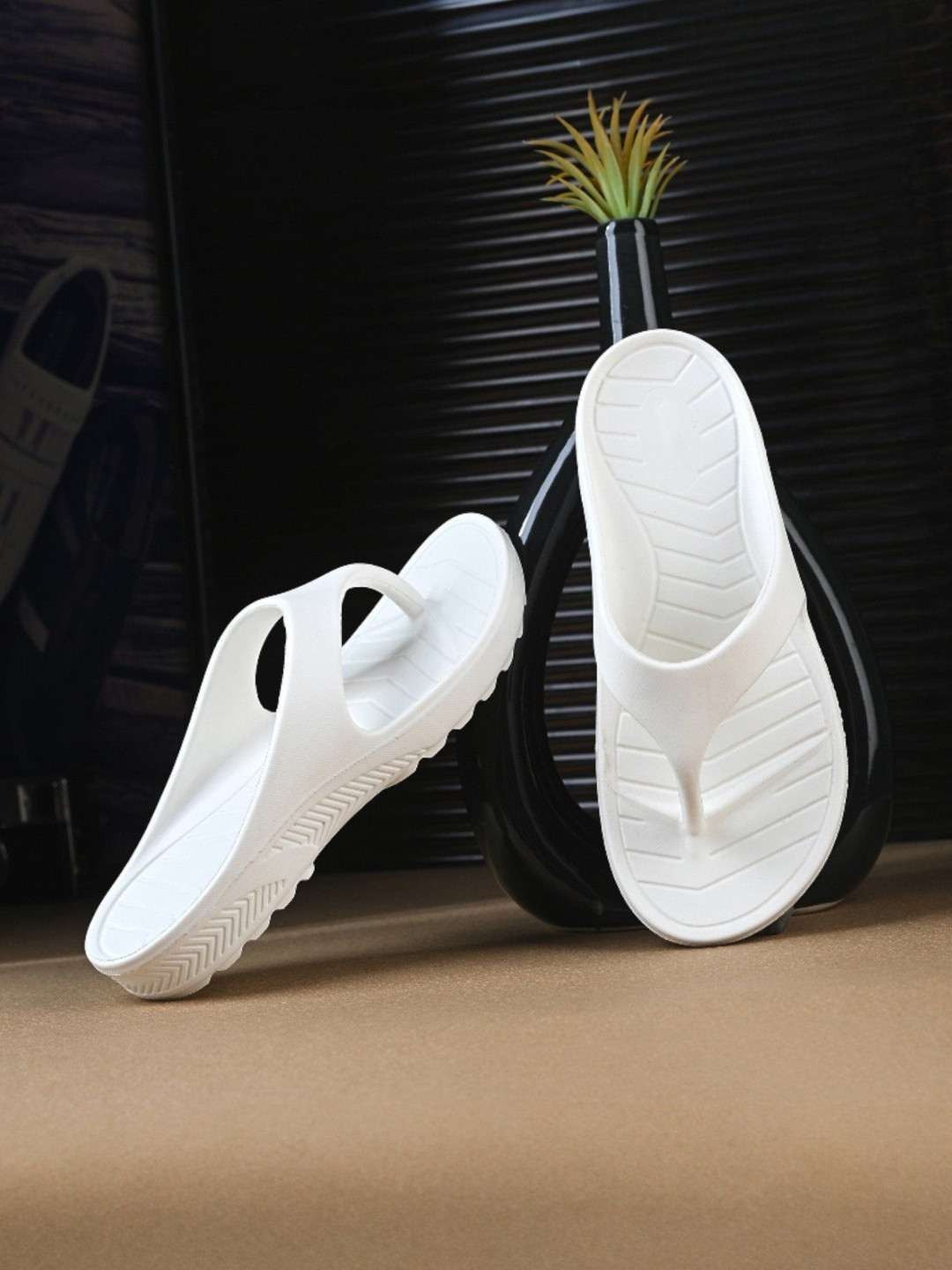 DressBerry Women EVA Thong Flip-Flops