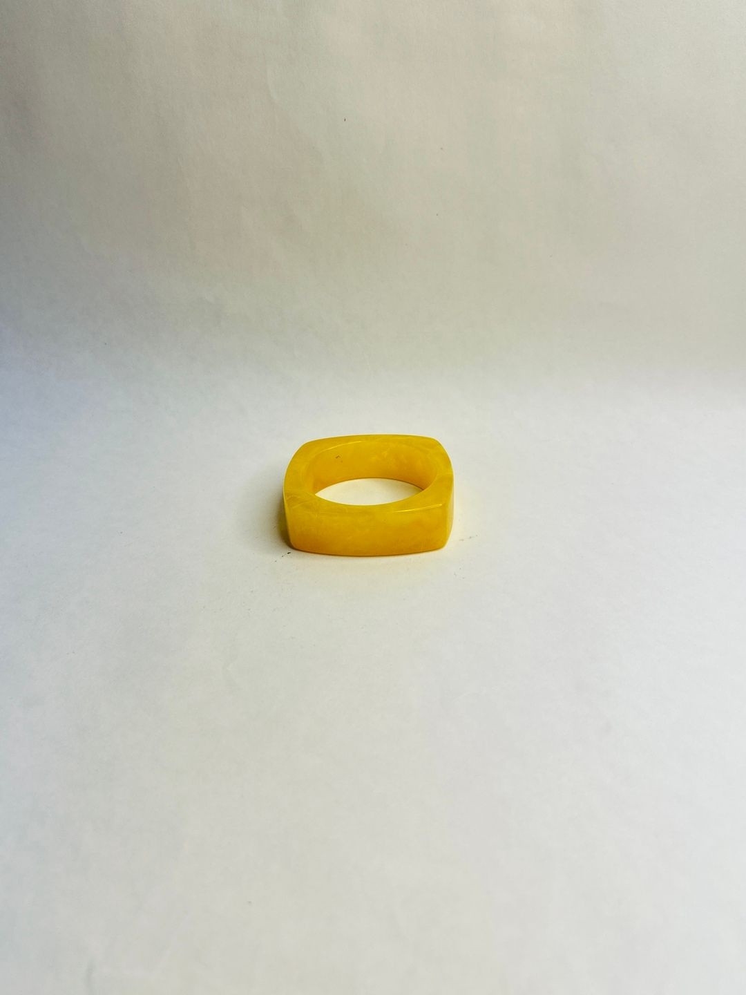 Sangria Set of 5 Resin Bangles