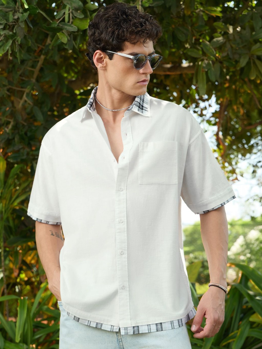 The Souled Store Men Relaxed Fit Solid White Shirts