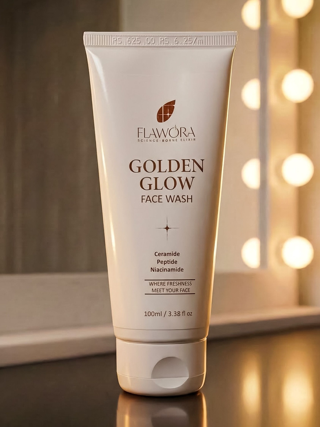 Flawora Golden Glow Niacinamide Face Wash - 100 ml