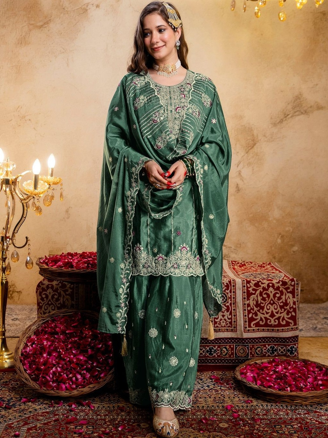 SKYLEE Women Regular Kurta with Patiala & With Dupatta