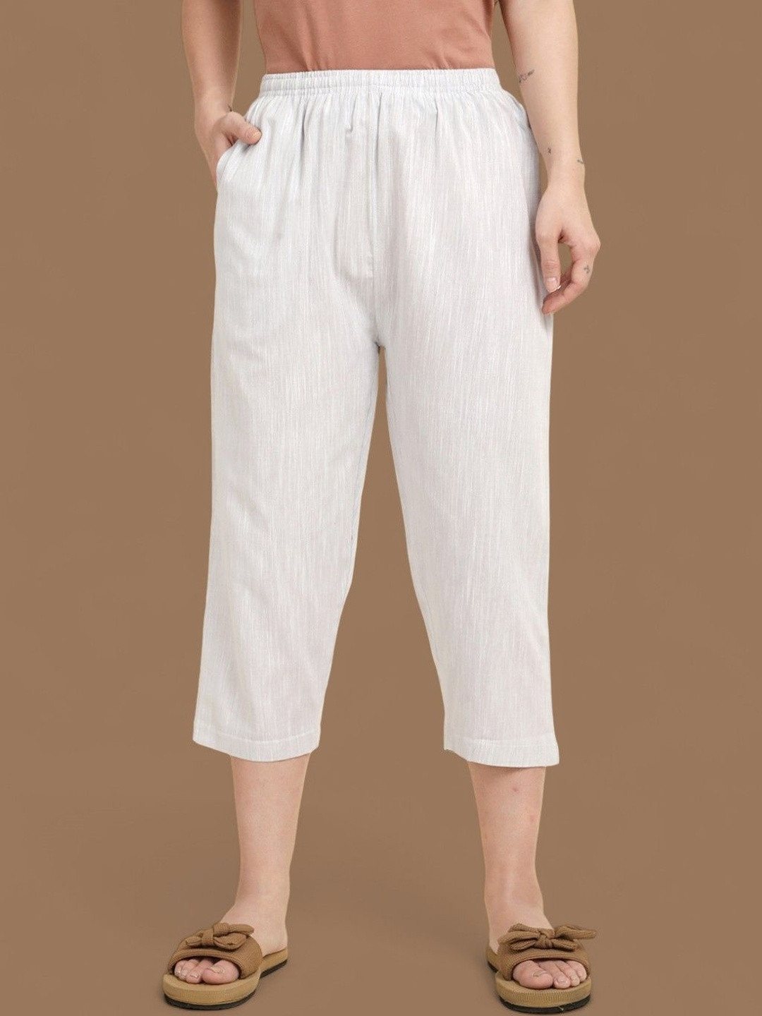 Esplendido Women Capris