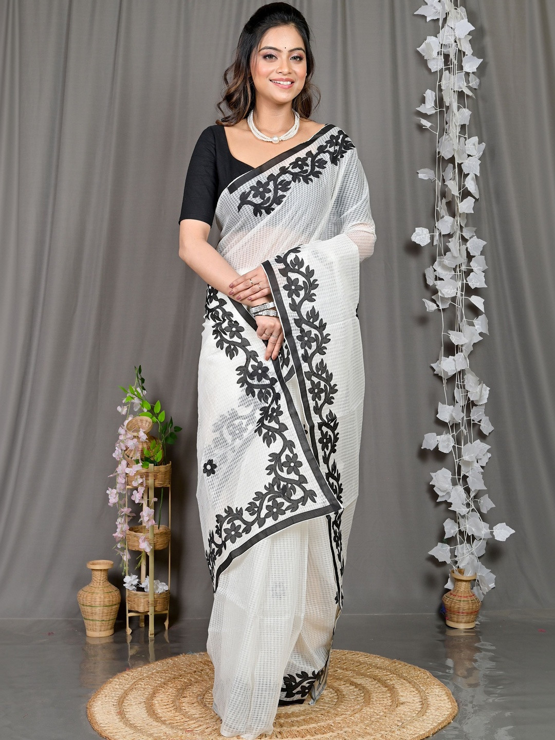 PuJoy Kota Cotton Traditional Bengali Parvani Design White Applique Sarees