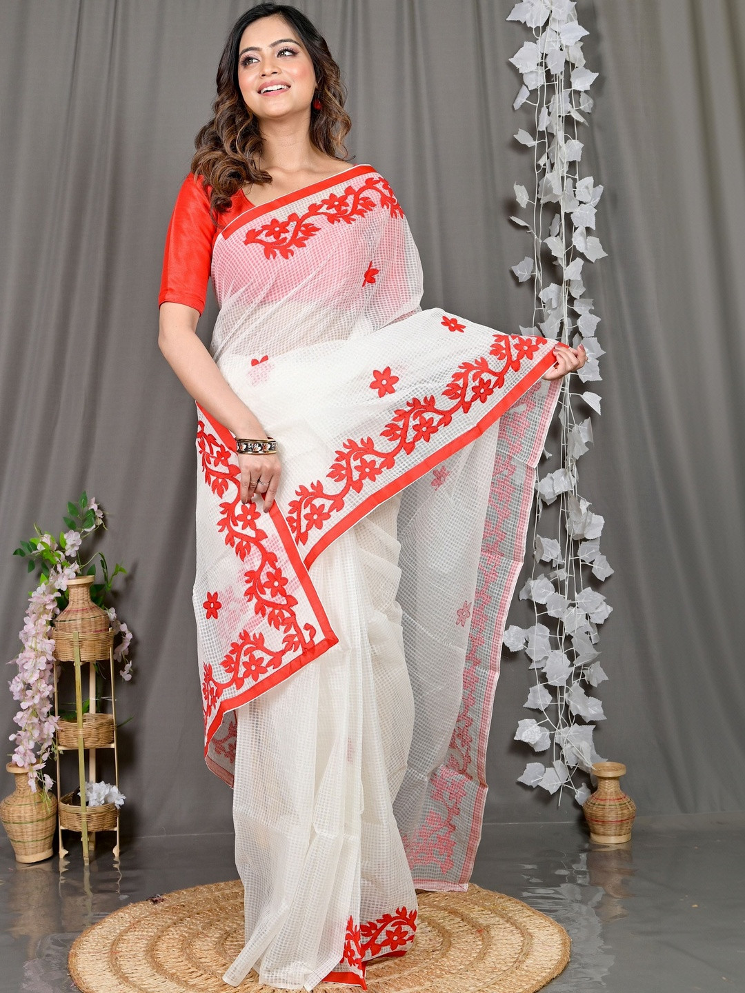 PuJoy Kota Cotton Traditional Bengali Parvani Design White Red Applique Sarees