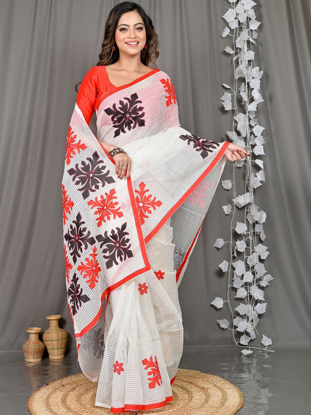 PuJoy Cotton Traditional Bengali Variti Aplic Design White Red Applique Sarees