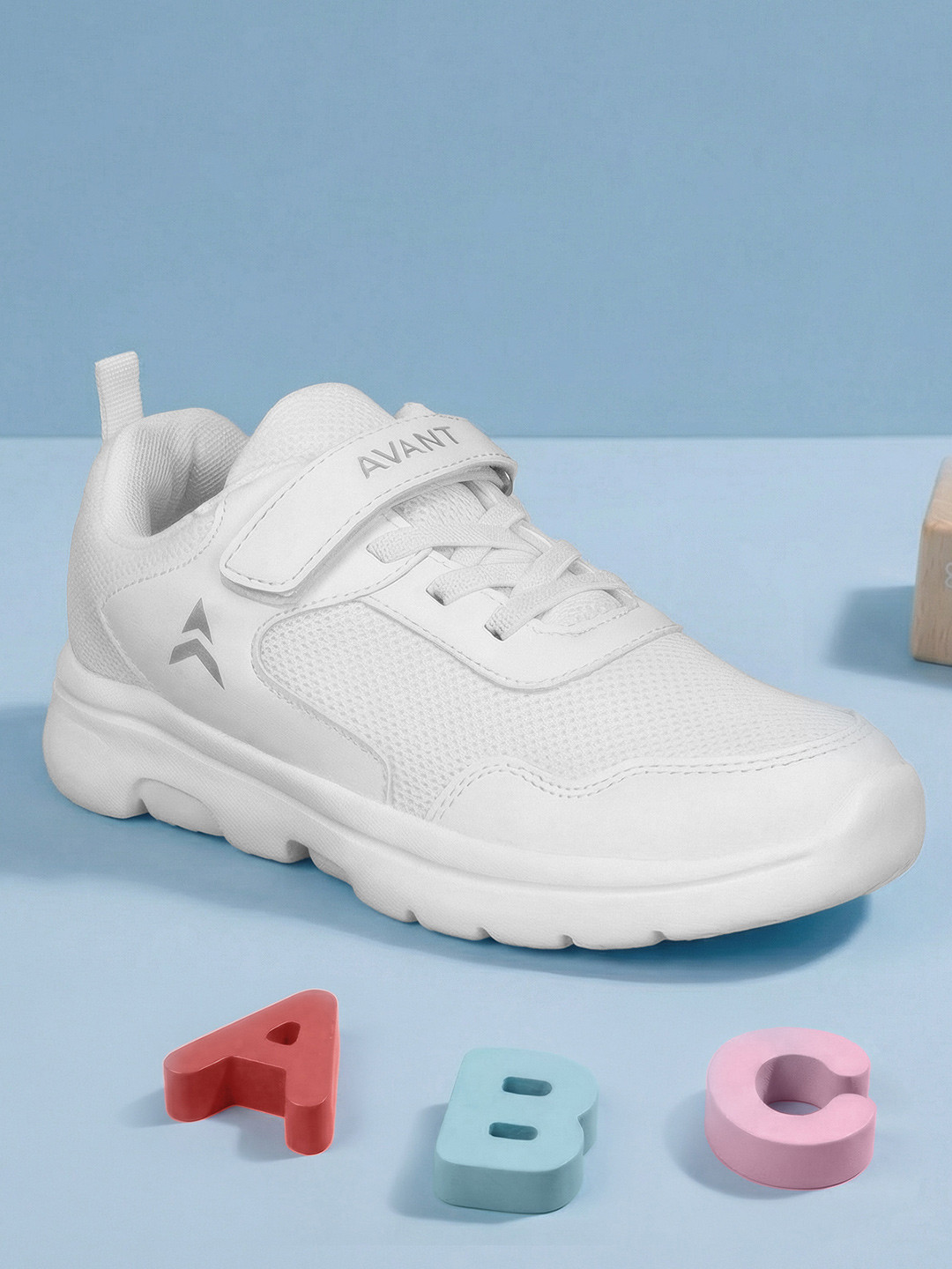 AVANT Kids Unisex ZoomPlay School Shoes - White