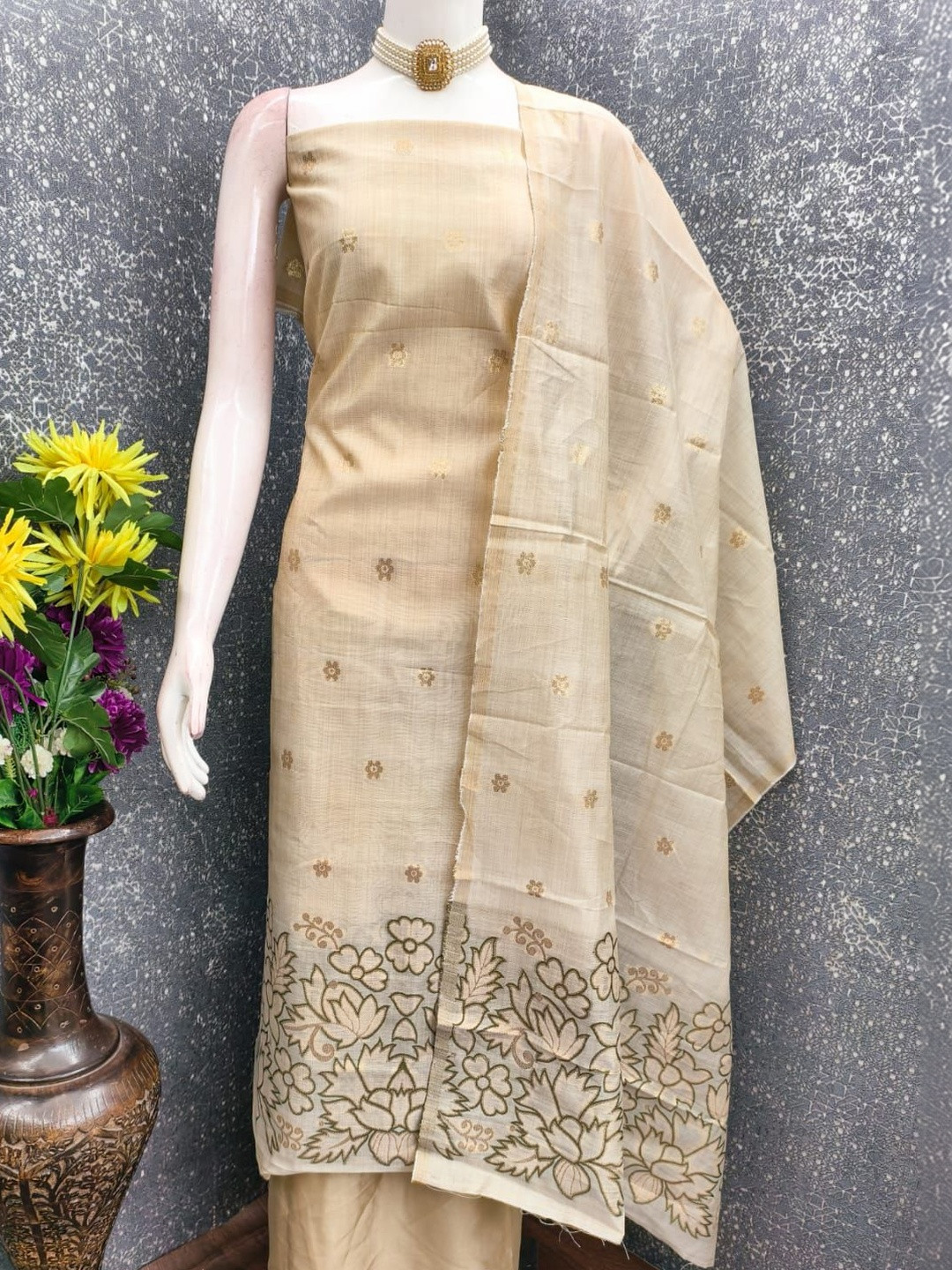 HMP Fashion Embroidered Unstitched Dress Material