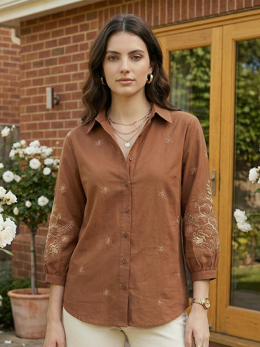ZUMMER Women Smart Floral Embroidered Pure Cotton Casual Shirt