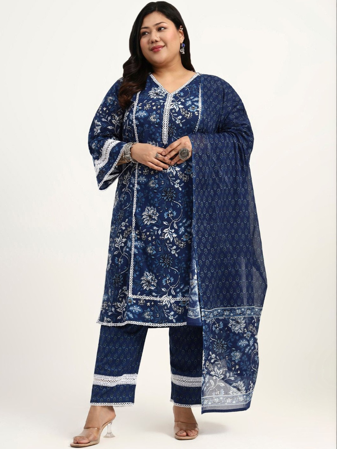 Yufta Women Floral Embroidered Regular Thread Work Pure Cotton Kurta with Trousers & With Dupatta