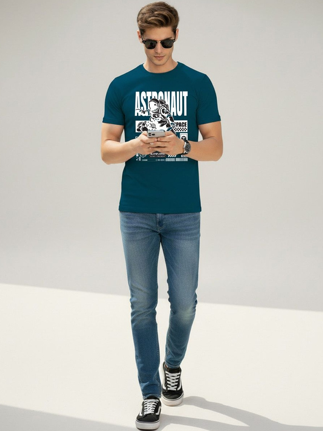 MINISTRY OF FRIENDS Men Typography Printed T-shirt
