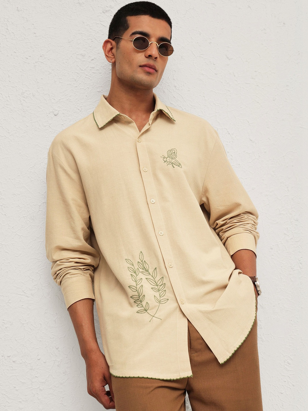 MASCLN SASSAFRAS Men Beige Linen BUG Embroidery Relax Fit Full Sleeve Shirt