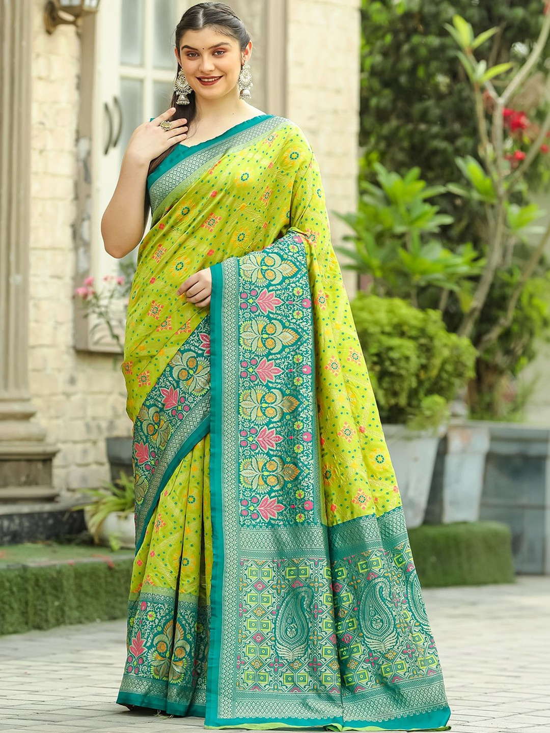 LARISHA Bandhani Silk Blend Chanderi Saree