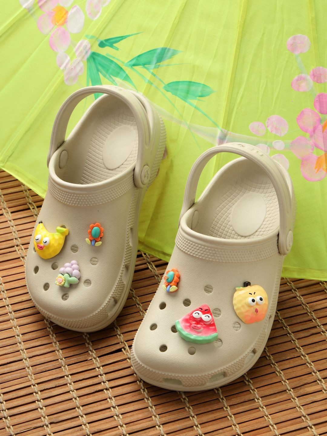 NEOZ Unisex Kids Clogs