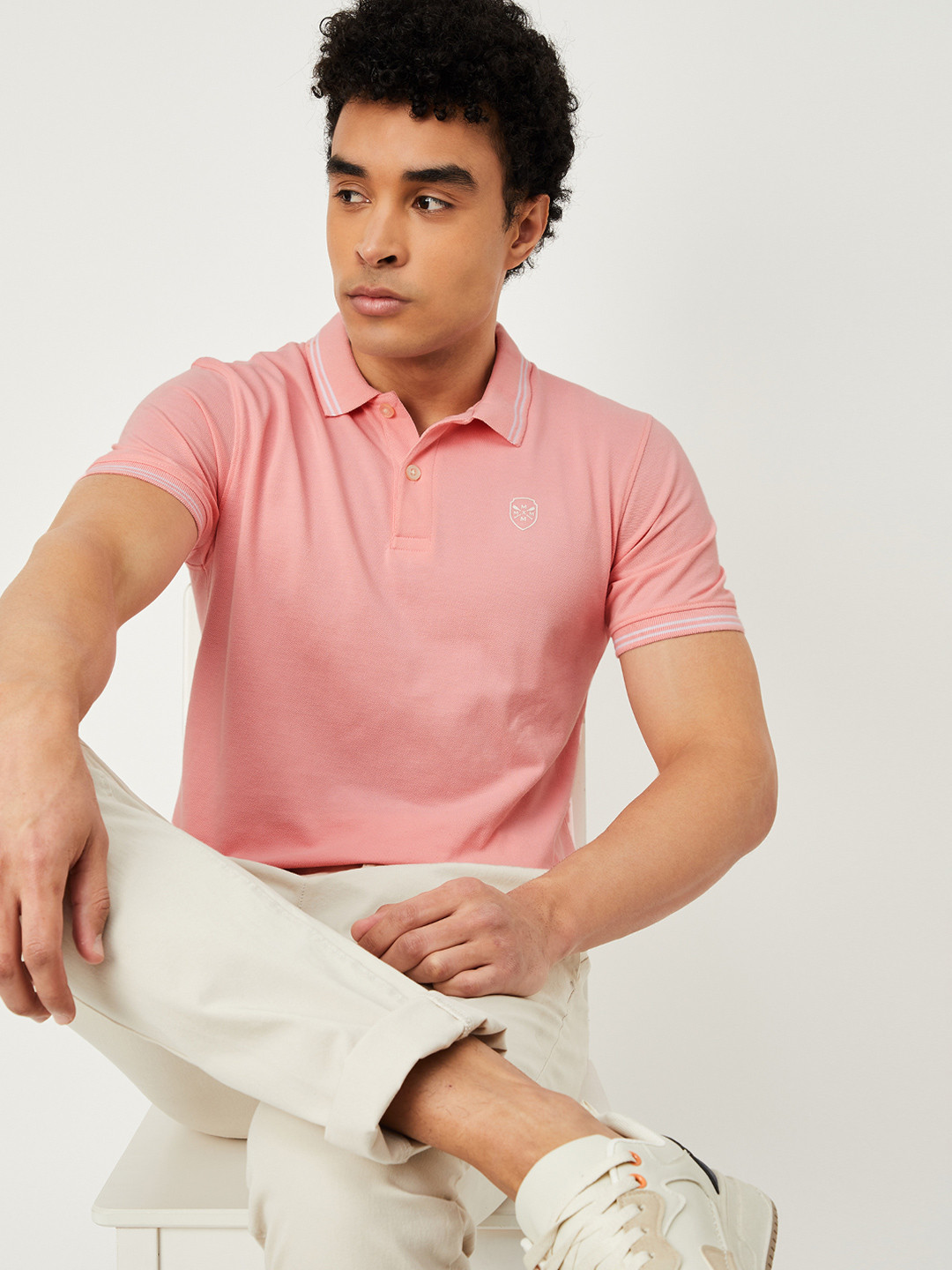 max Men Pink Solid Polo Collar T-shirt