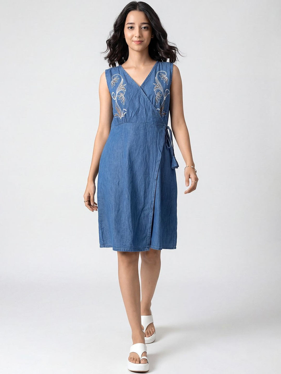 Juliana Dream Women Blue Embroidered Wrap Style Cotton Denim Dress