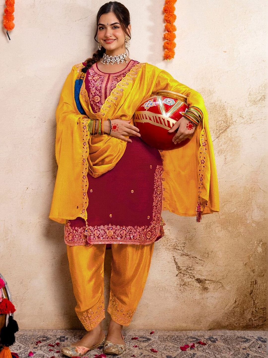 SKYLEE Women Embroidered Regular Kurta with Patiala & With Dupatta
