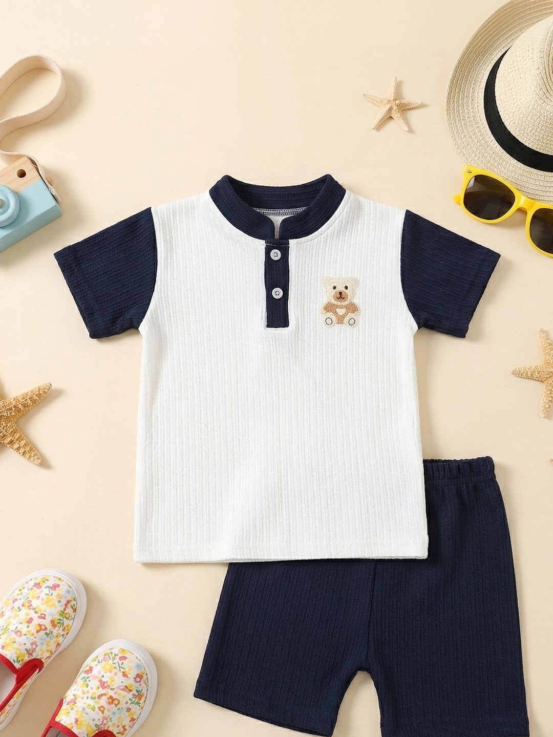 AVELLY Unisex Kids T-shirt with Shorts