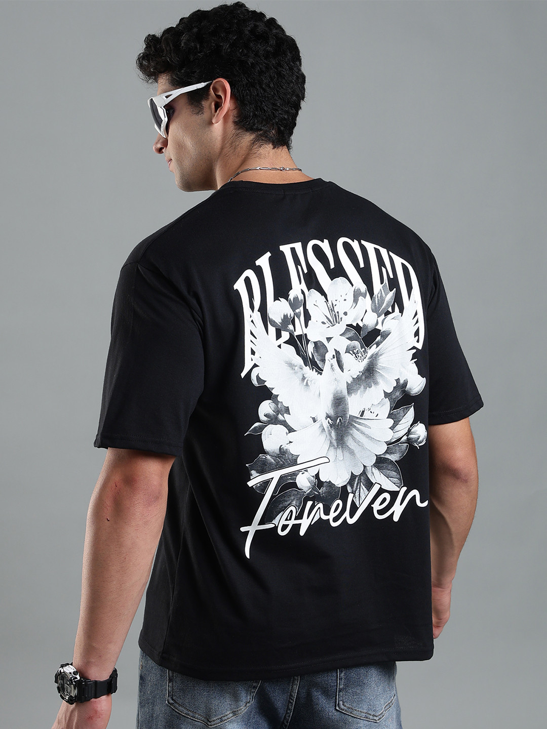 LEWEL Men Graphic Printed Round Neck Cotton Oversized T-shirt