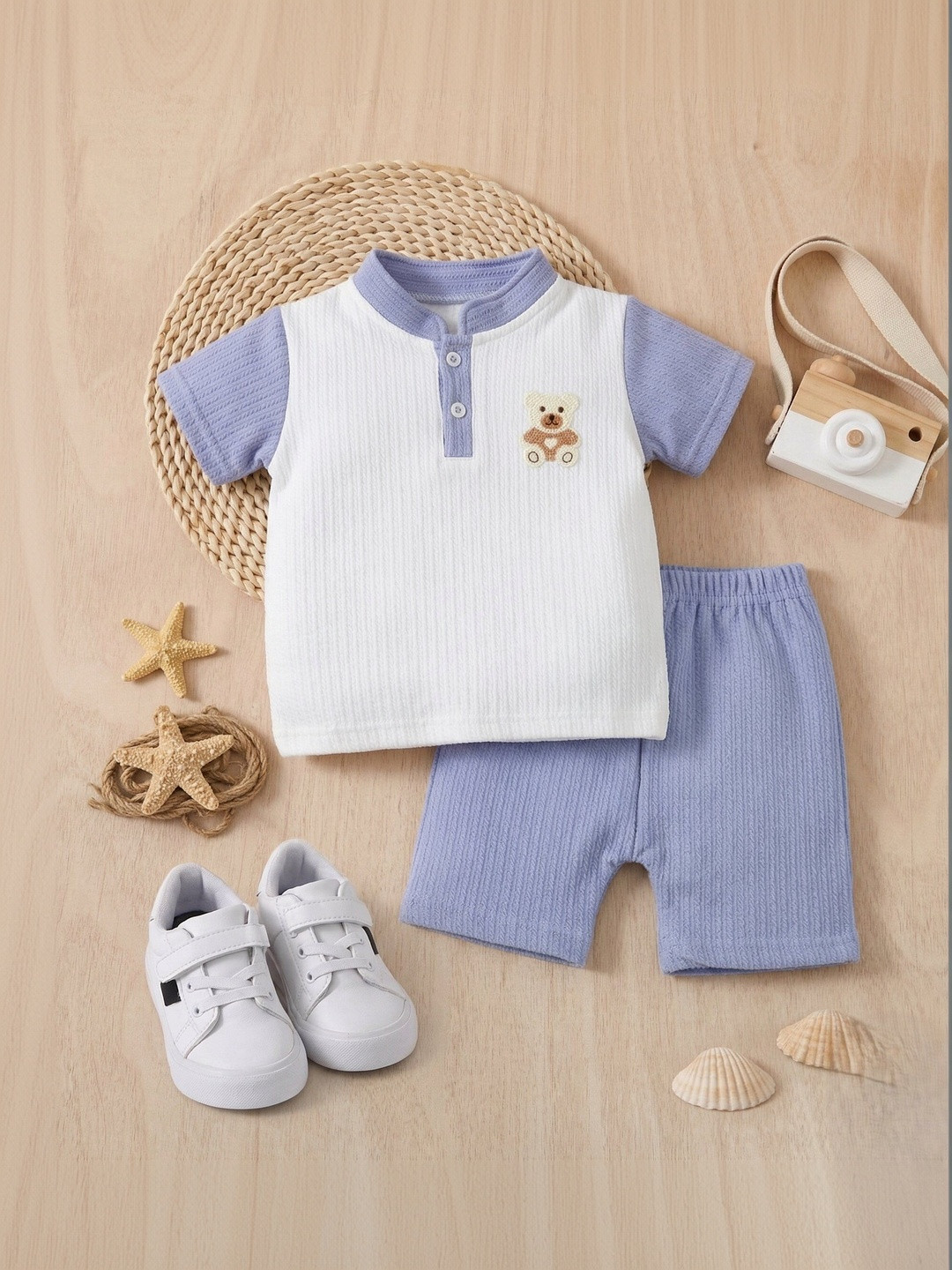 AVELLY Unisex Kids T-shirt with Shorts