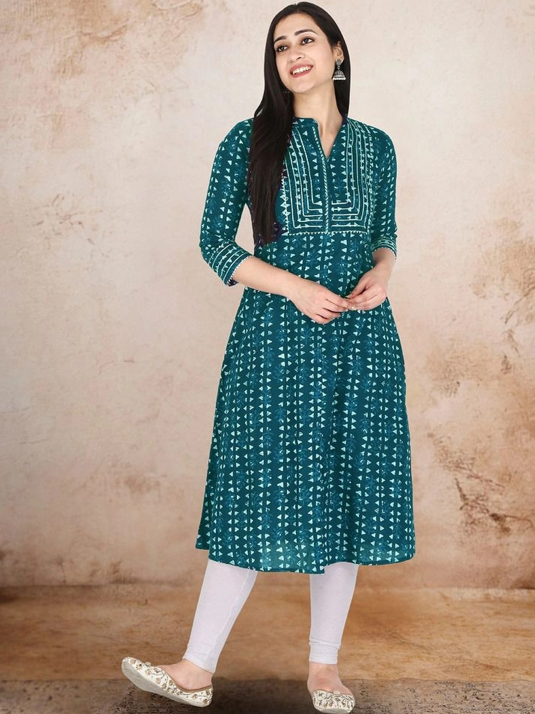 KRIFTEE Women Geometric Printed Anarkali Kurta