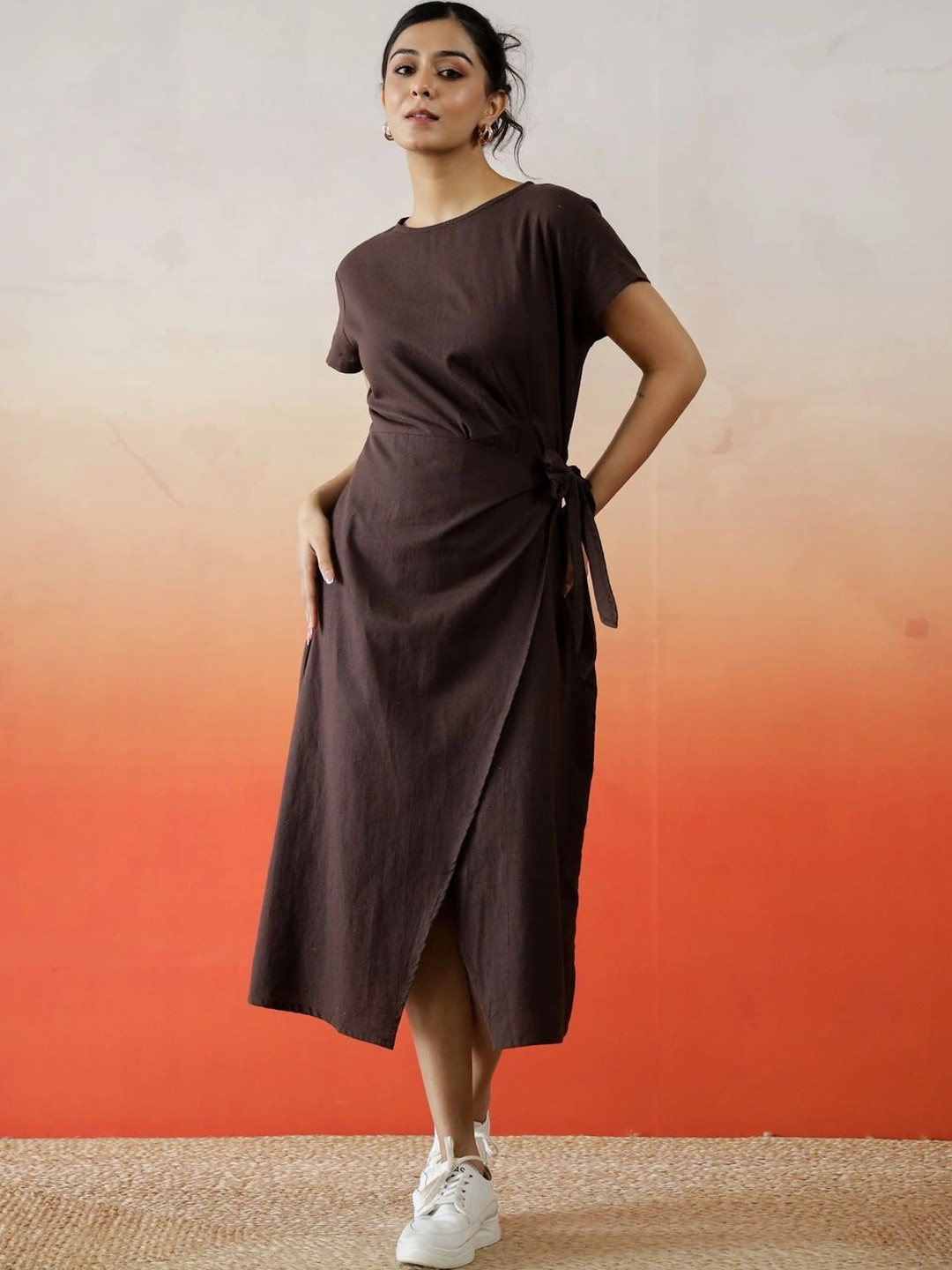 Aura By Sanskrutihomes Midi Dress