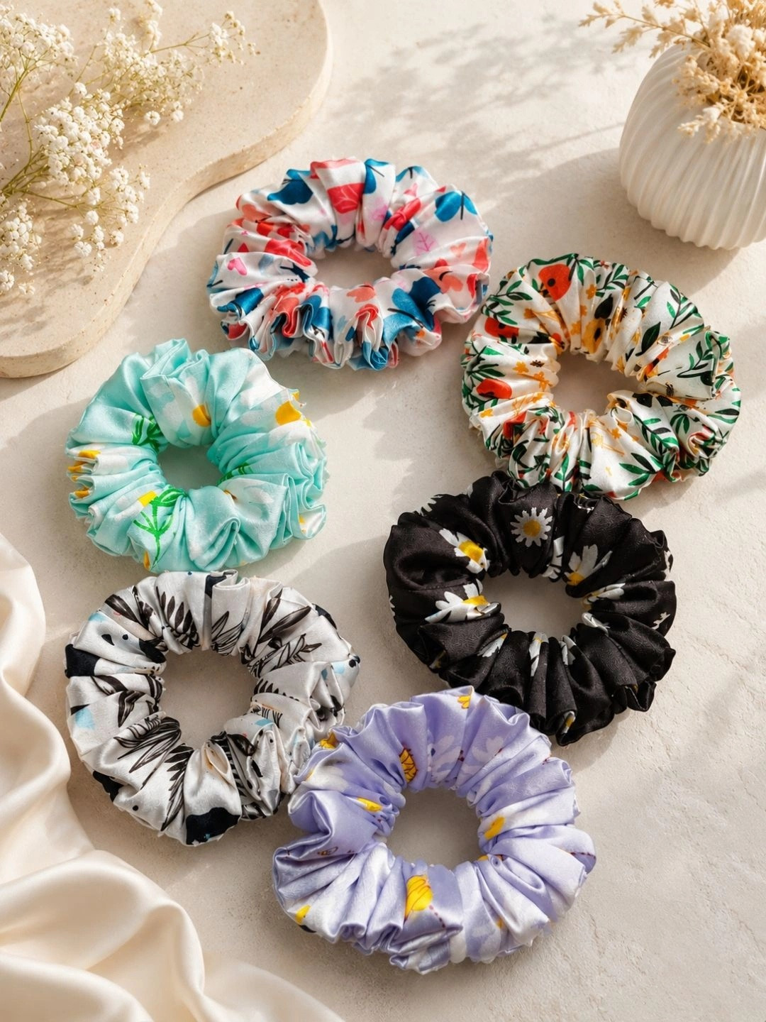 Rovlina Women Set of 6 Ponytail Holders