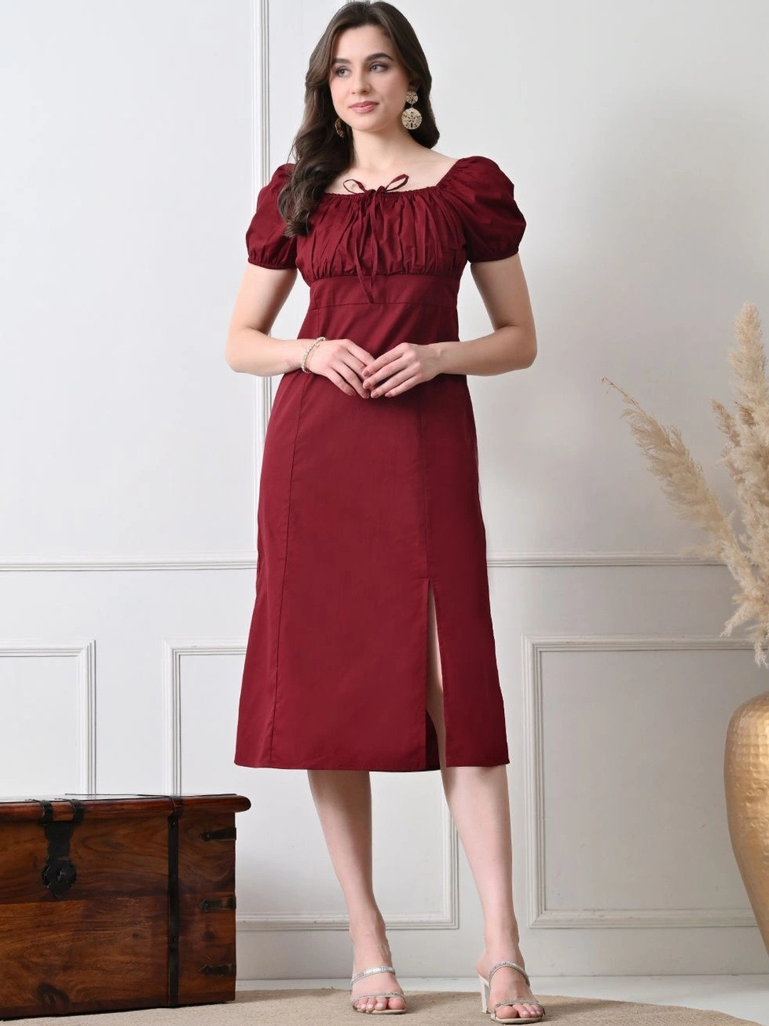 Ikonic klaer Puff Sleeve A-Line Midi Dress