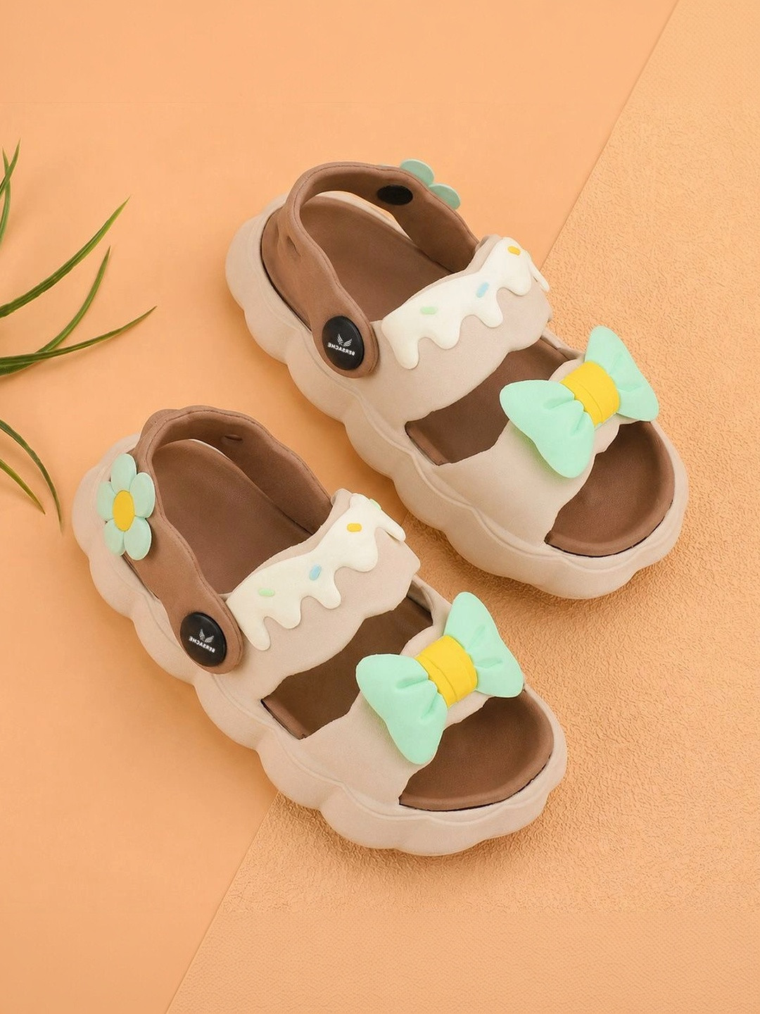 BERSACHE Unisex Kids Embellished Sliders
