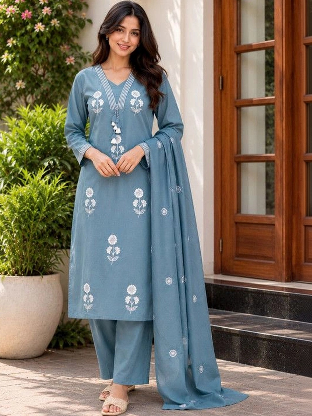 MANJALI DESIGN Women Floral Embroidered Regular Thread Work Pure Cotton Kurta with Palazzos & With Dupatta