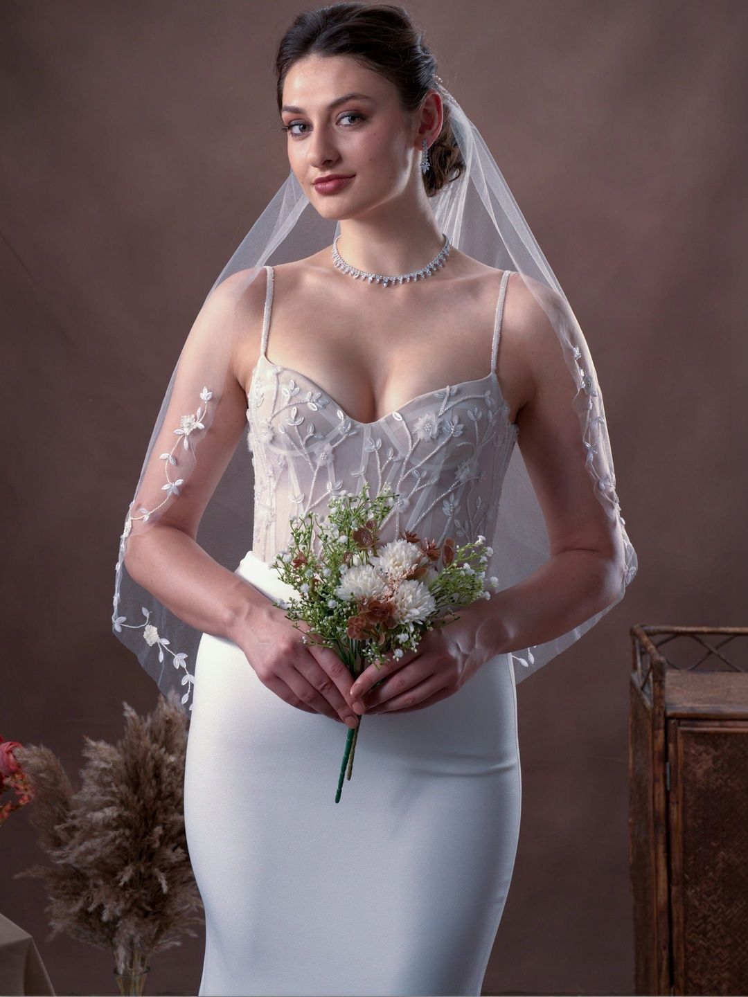 Leshva Blossom Veil