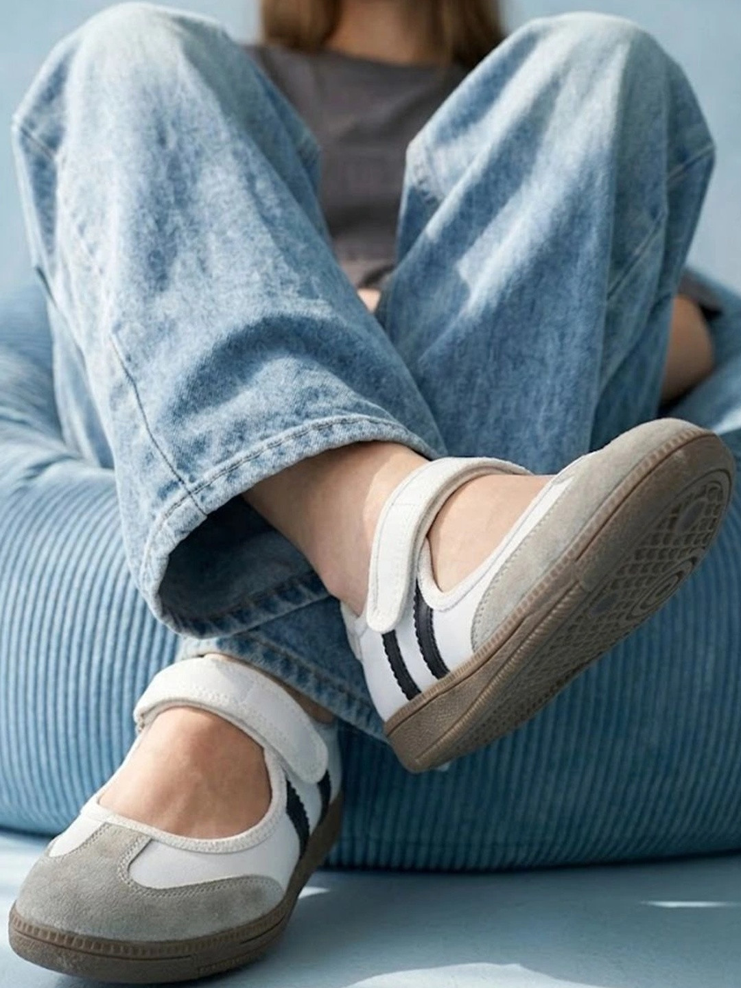 Roadster Women Colourblocked Sneakers