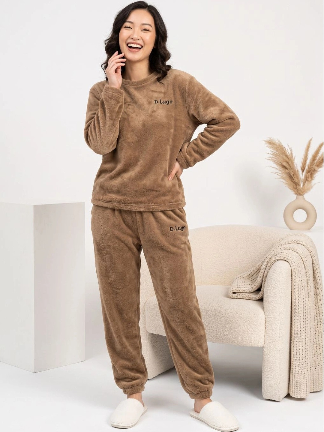 Lugo Women Brown Warm Fleece Full Sleeve Winter Co-Ords Set