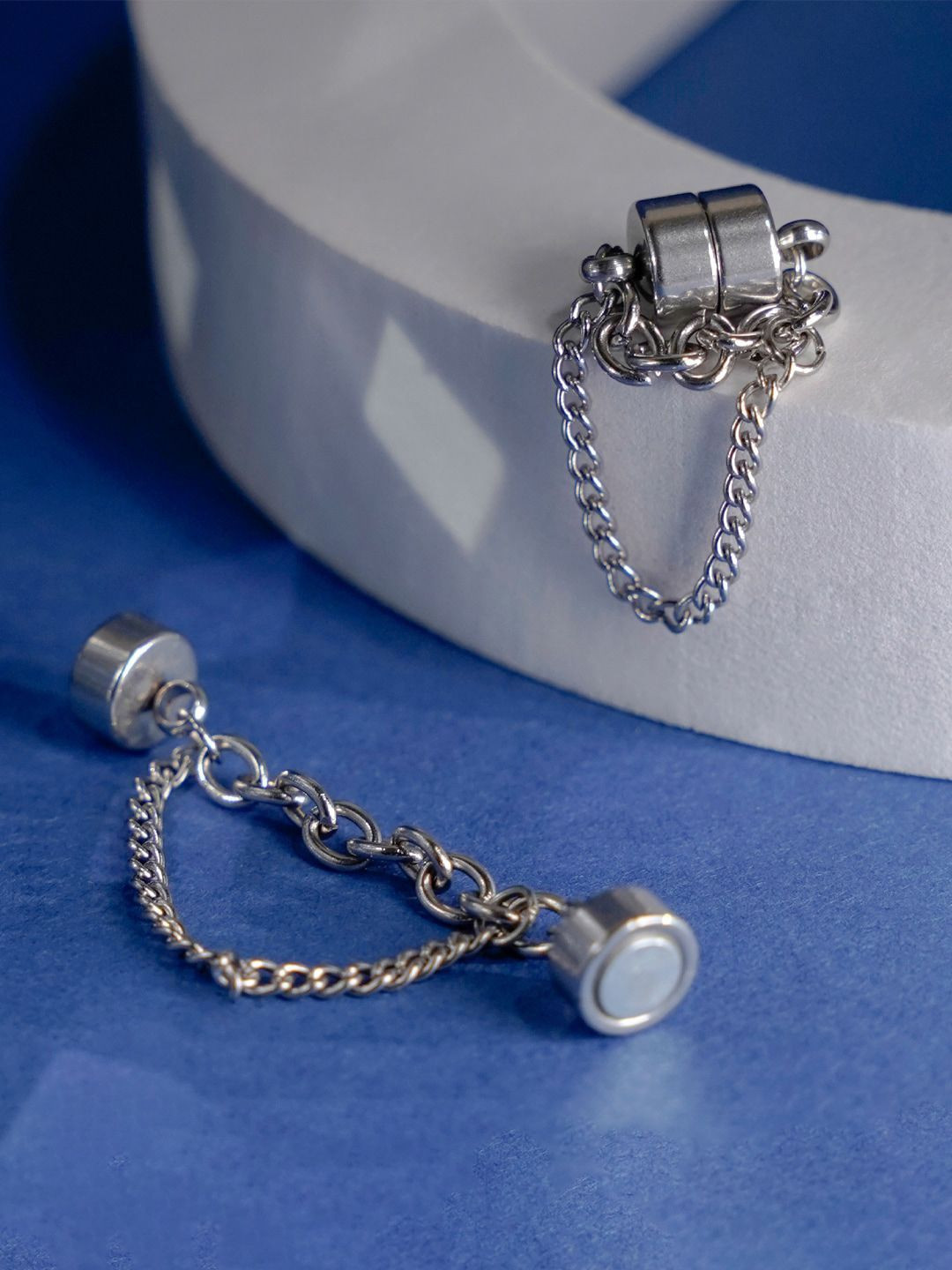 SWASHAA Men Silver-Plated Stainless Steel Contemporary Studs