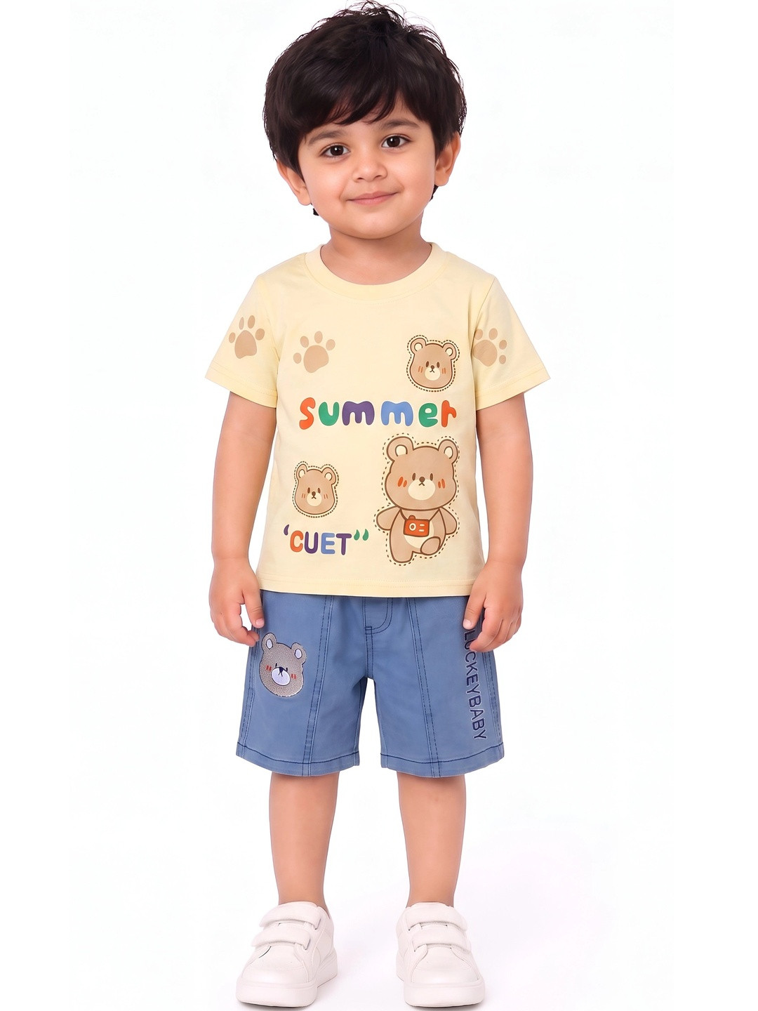 KIDDOLO Boys Printed T-shirt with Trousers