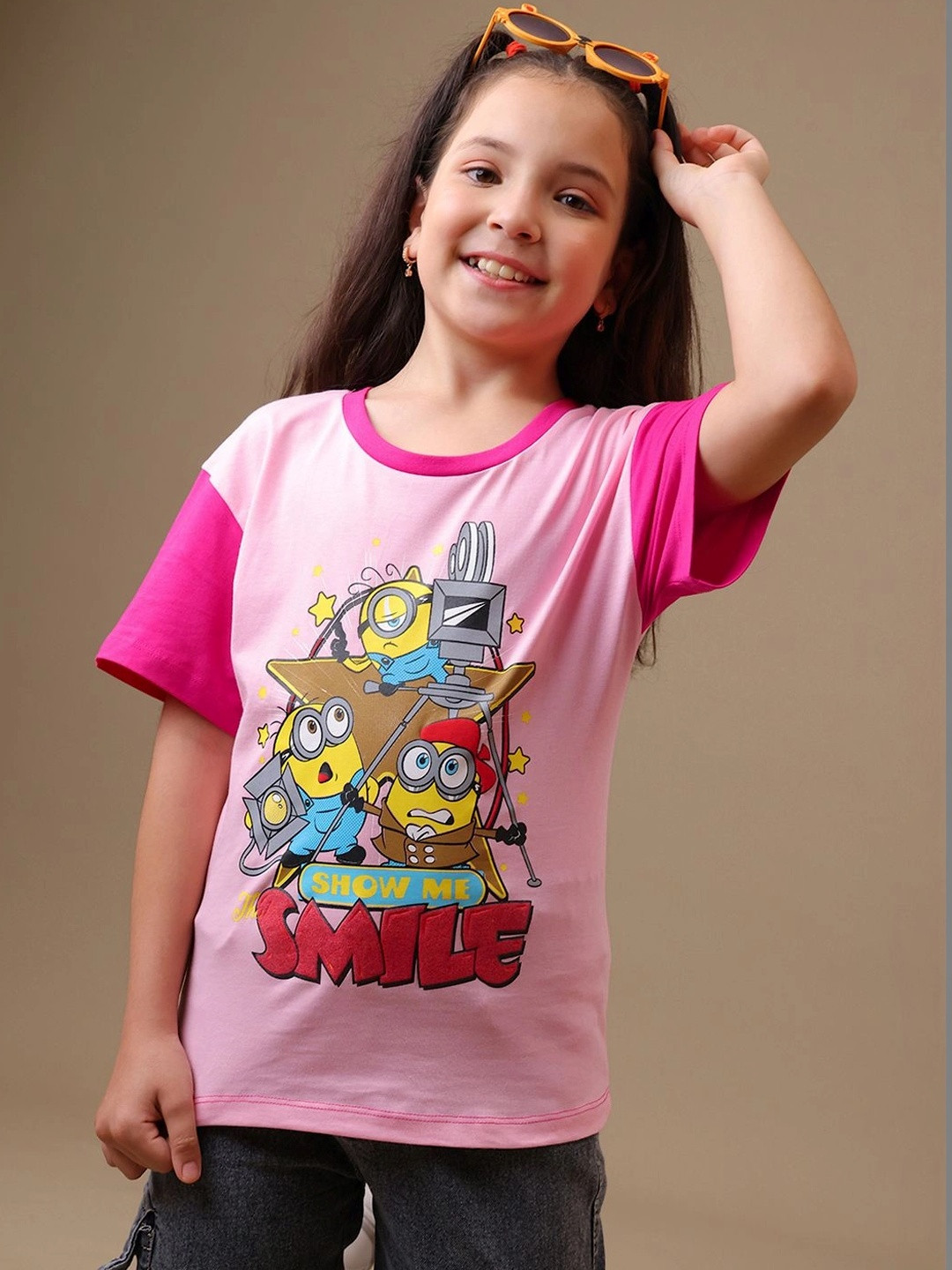 Kids Ville Girls Minions Printed Relaxed Fit Tshirt