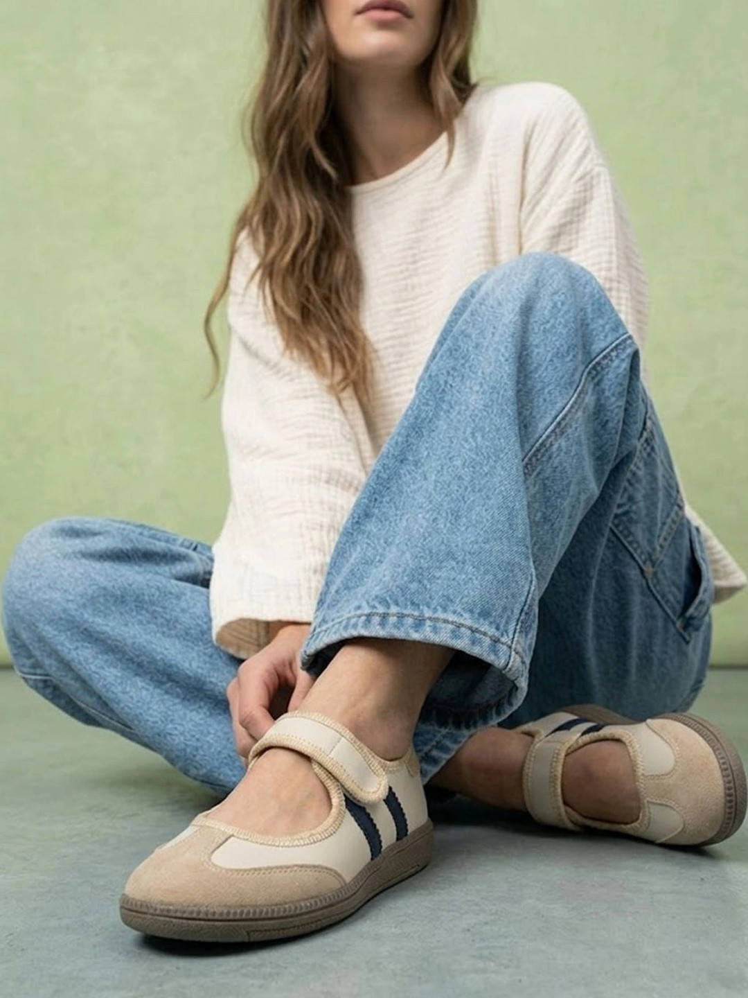 Roadster Women Colourblocked Sneakers