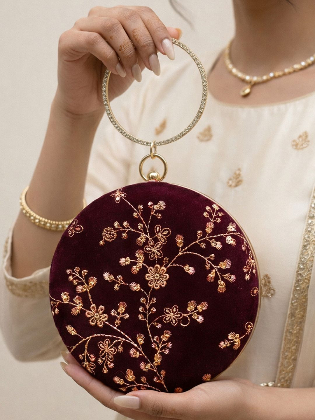 ARTKLIM Embroidered Box Clutch